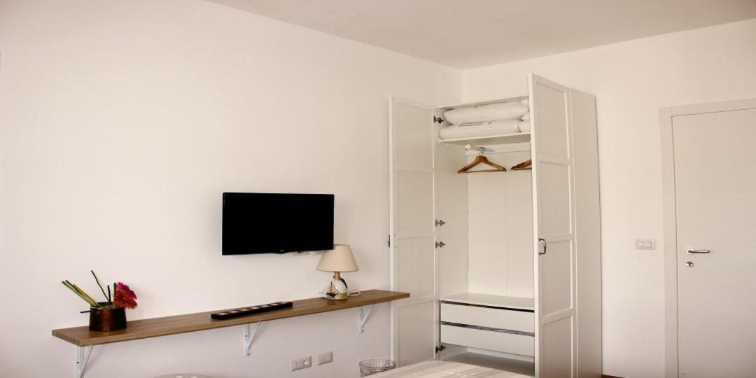 Chibia Casa Vacanze San Pietro in Bevagna Eksteriør billede