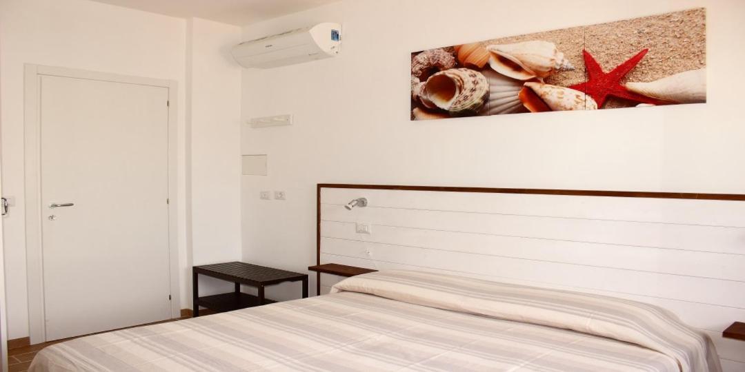 Chibia Casa Vacanze San Pietro in Bevagna Eksteriør billede