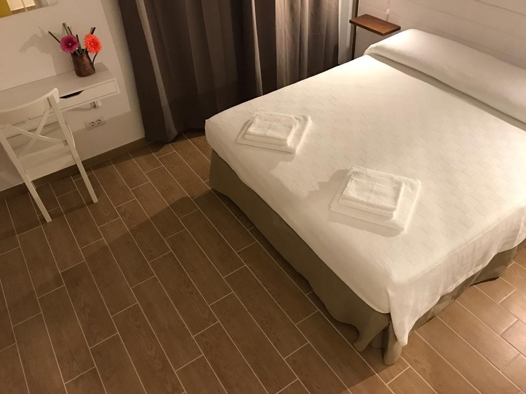 Chibia Casa Vacanze San Pietro in Bevagna Eksteriør billede