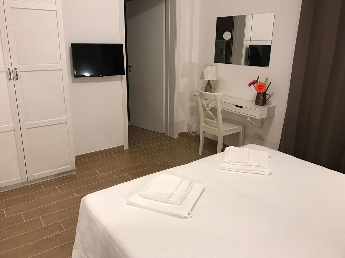 Chibia Casa Vacanze San Pietro in Bevagna Eksteriør billede