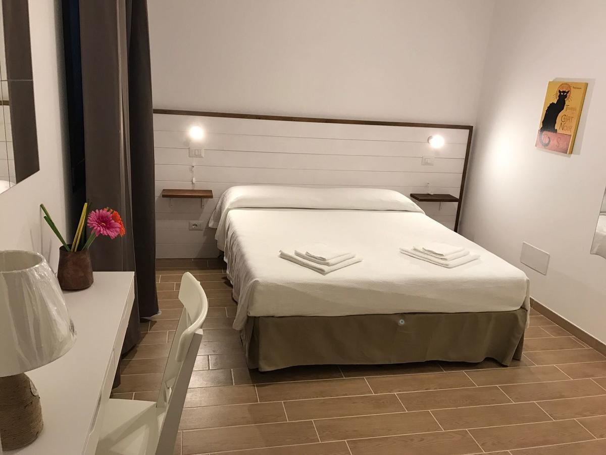 Chibia Casa Vacanze San Pietro in Bevagna Eksteriør billede